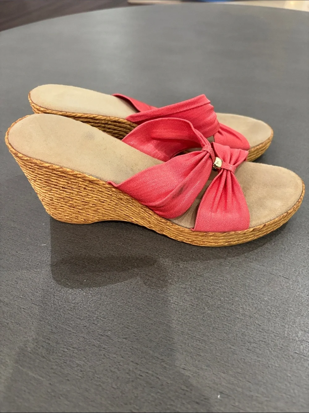 Coral Knot Wedge Sandals